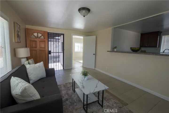 1008 S Herbert Ave, Los Angeles, California 90023