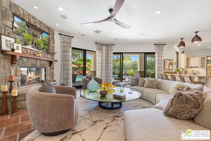 248 E Palo Verde Avenue, Palm Springs, California 92264