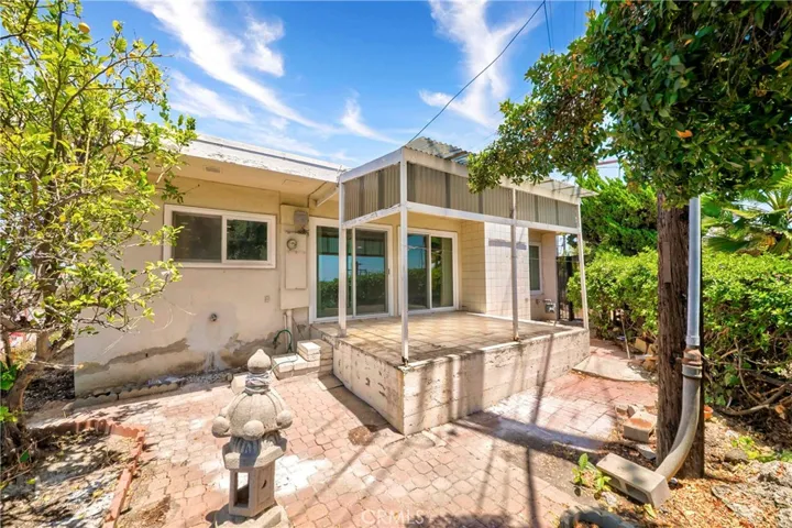 1939 S Bradshawe, Monterey Park, California 91754