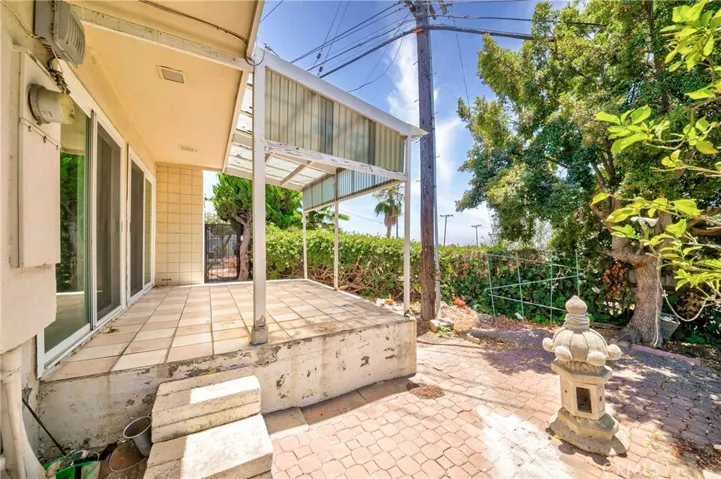 1939 S Bradshawe, Monterey Park, California 91754