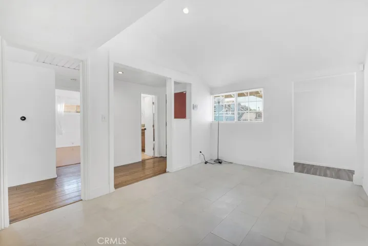 21025 Blythe Street, Canoga Park, California 91304