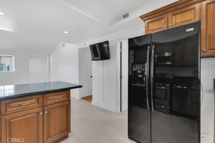 21025 Blythe Street, Canoga Park, California 91304