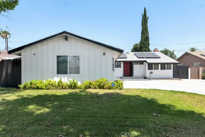 21025 Blythe Street, Canoga Park, California 91304