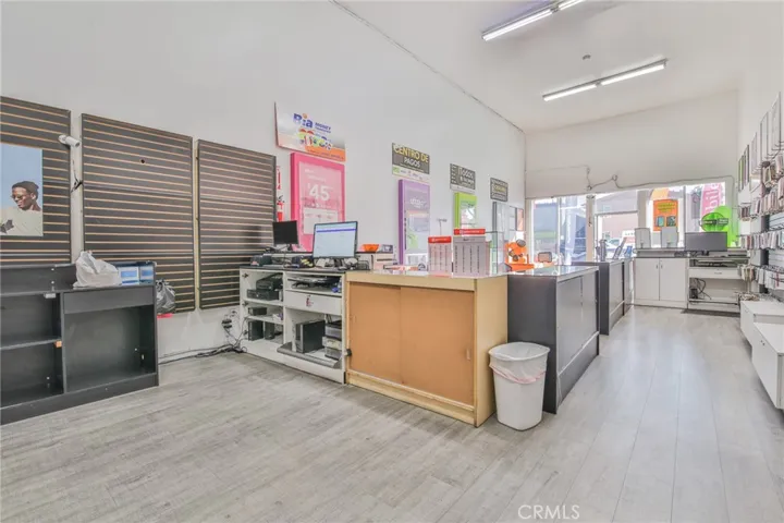 5135 Avalon, Los Angeles, California 90011