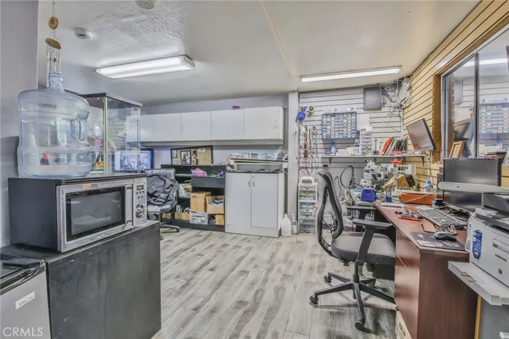 5135 Avalon, Los Angeles, California 90011