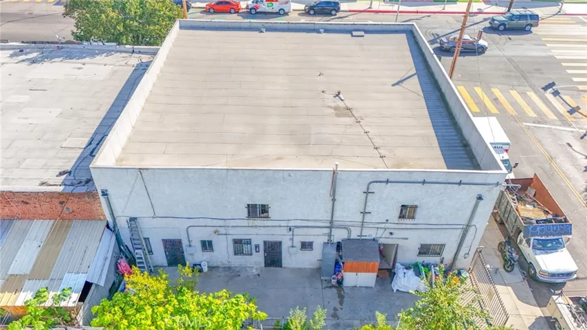 5135 Avalon, Los Angeles, California 90011