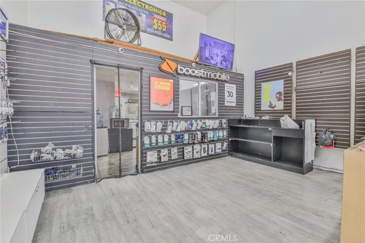 5135 Avalon, Los Angeles, California 90011