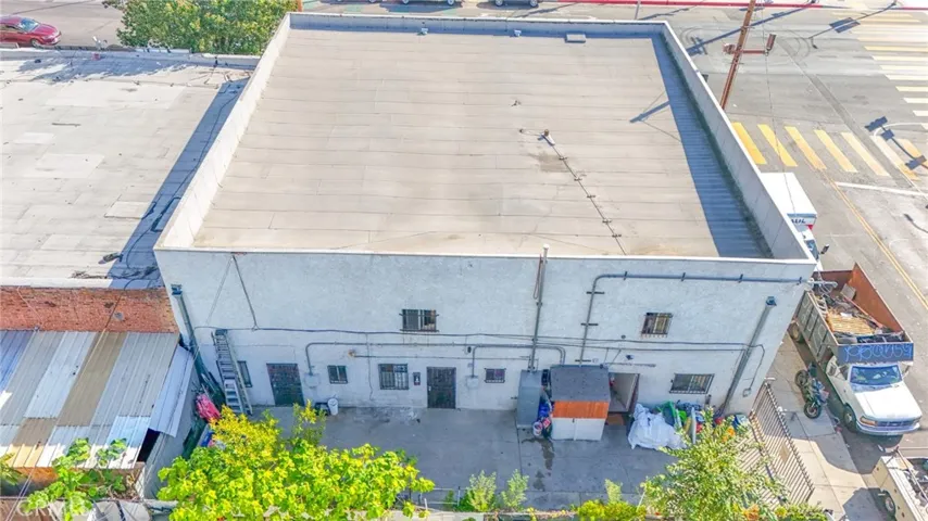5135 Avalon, Los Angeles, California 90011