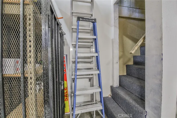 5135 Avalon, Los Angeles, California 90011
