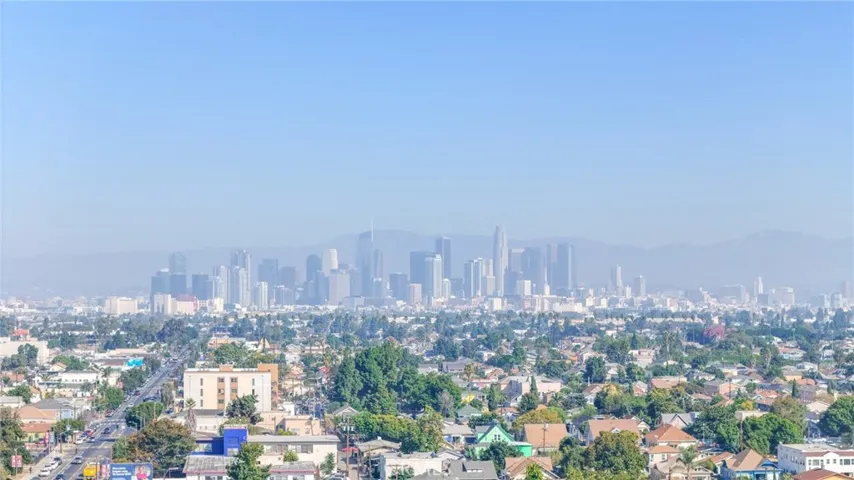 5135 Avalon, Los Angeles, California 90011
