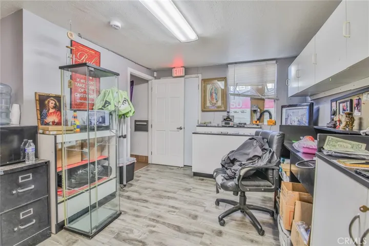 5135 Avalon, Los Angeles, California 90011