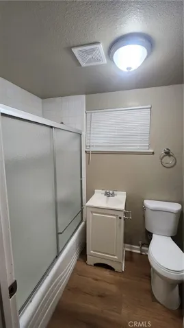 301 Braden, Hanford, California 93230