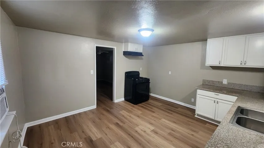 301 Braden, Hanford, California 93230