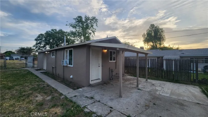 301 Braden, Hanford, California 93230
