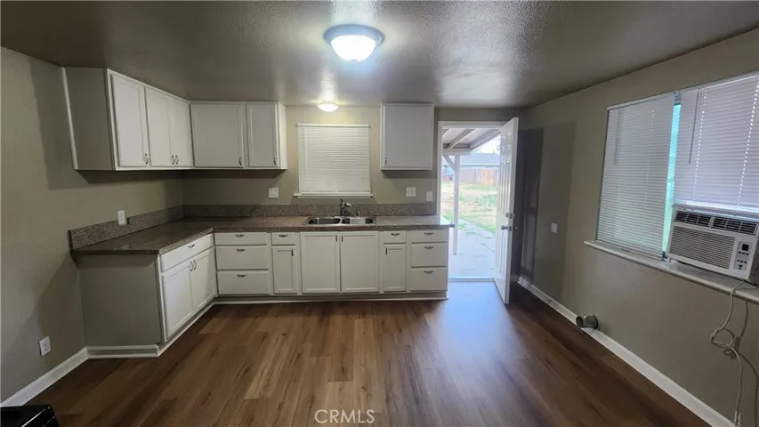 301 Braden, Hanford, California 93230