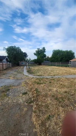 301 Braden, Hanford, California 93230