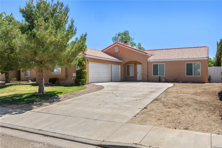 37540 Calle Mazatlan, Palmdale, California 93552