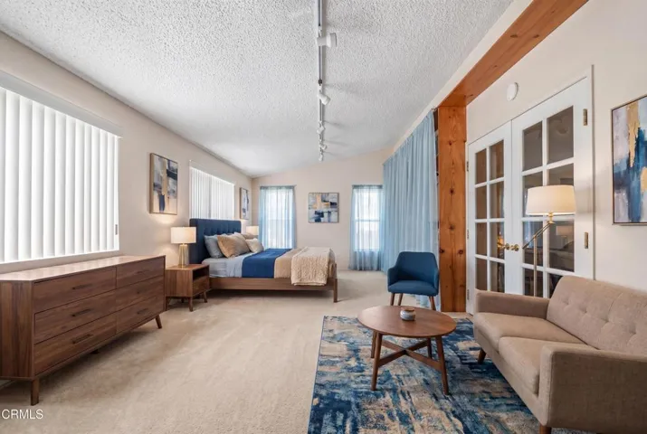 21-sunroom staged