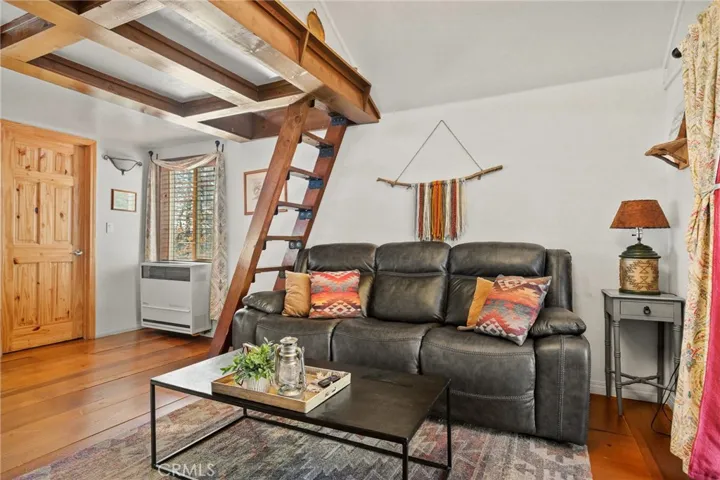 471 Willow Witch, Cedarpines Park, California 92325