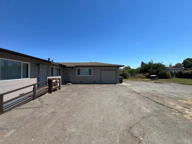 563 Laurel Avenue, Hayward, California 94541