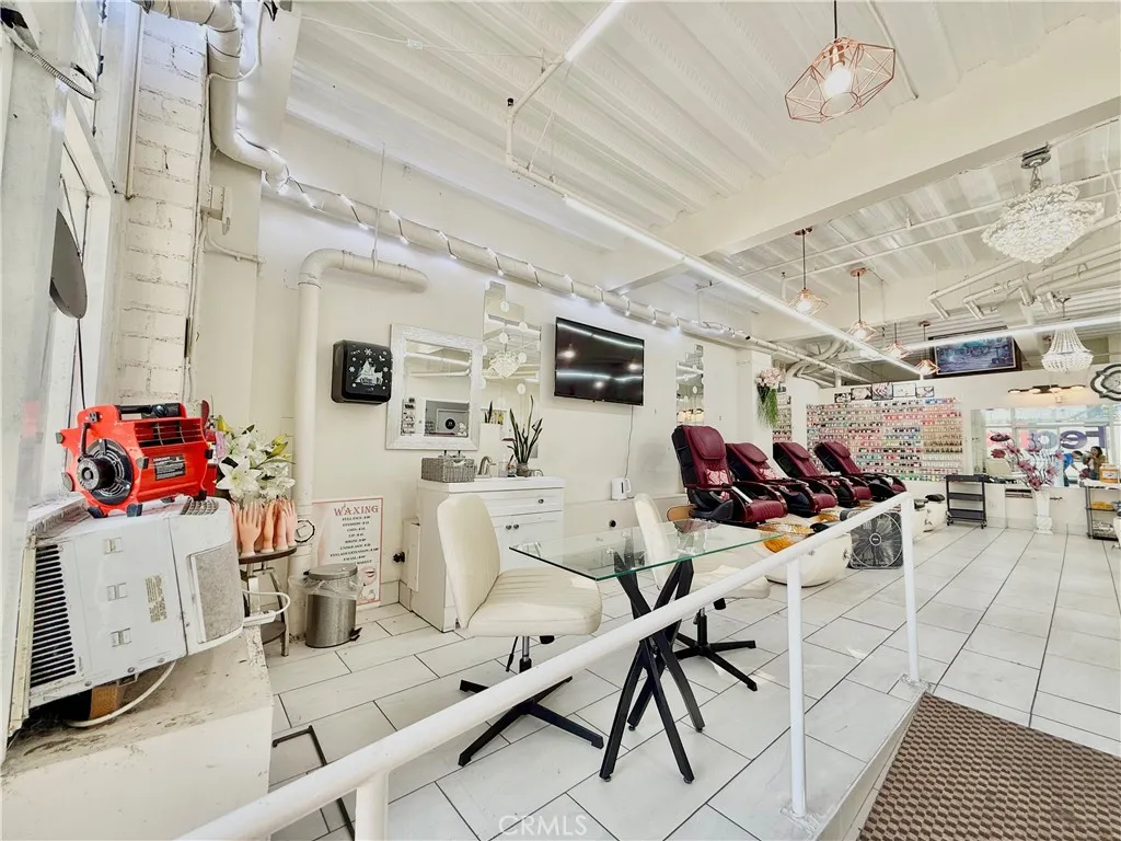 111 W 7th R7, Los Angeles, California 90014 — photo 4