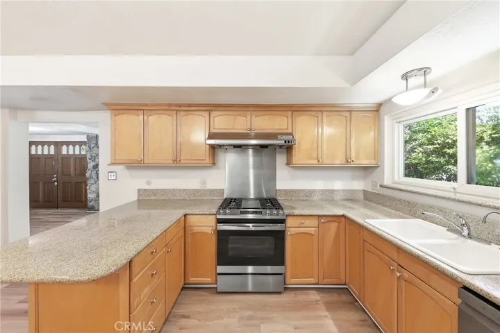 2031 Bella Vista Avenue, Arcadia, California 91007