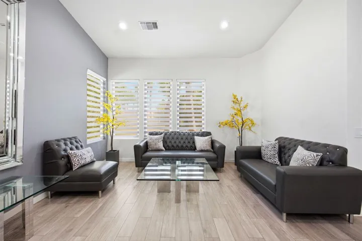 25-web-or-mls-24