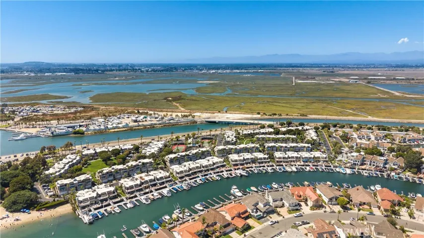 3312 Tempe, Huntington Beach, California 92649