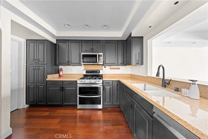 3312 Tempe, Huntington Beach, California 92649