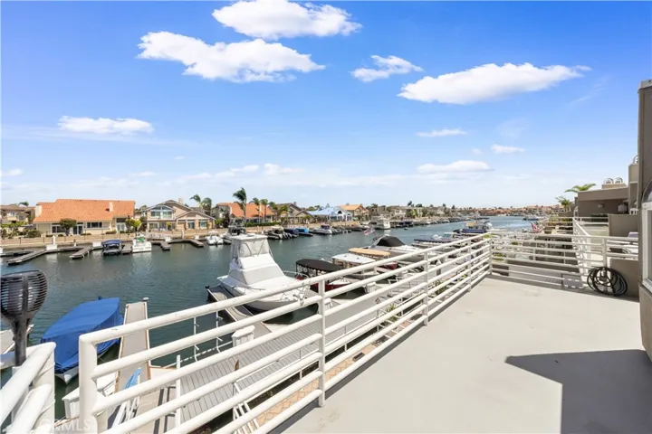 3312 Tempe, Huntington Beach, California 92649