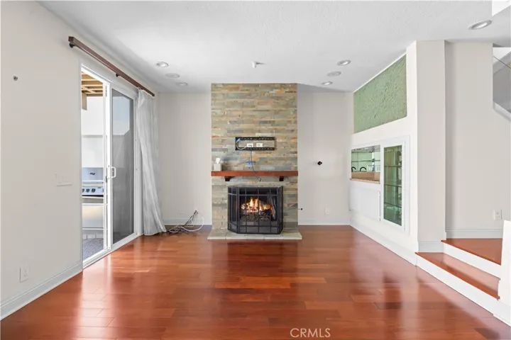 3312 Tempe, Huntington Beach, California 92649