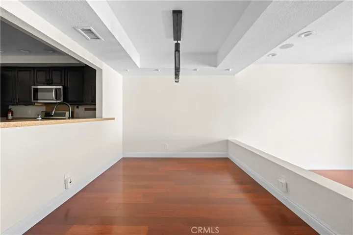 3312 Tempe, Huntington Beach, California 92649