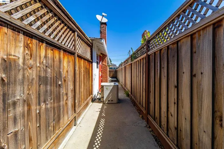 1042 Nielsen Lane, Livermore, California 94550