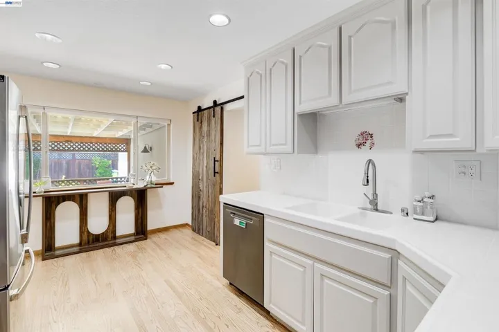 1042 Nielsen Lane, Livermore, California 94550