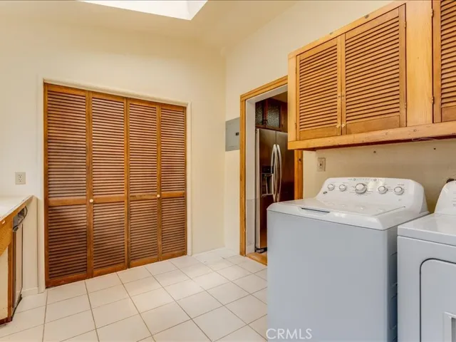 Large pantry area continued.