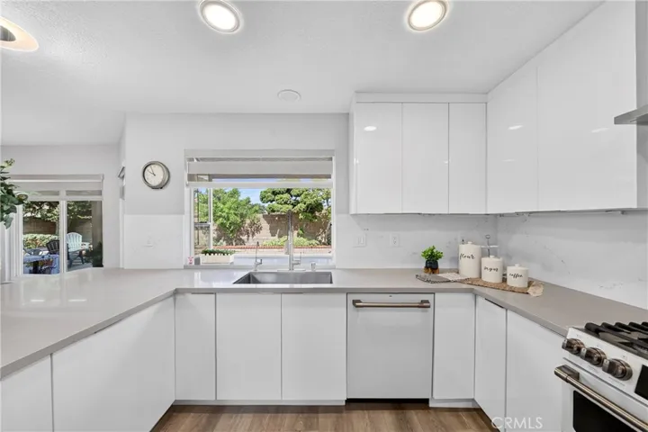 2207 Heritage, Fullerton, California 92833
