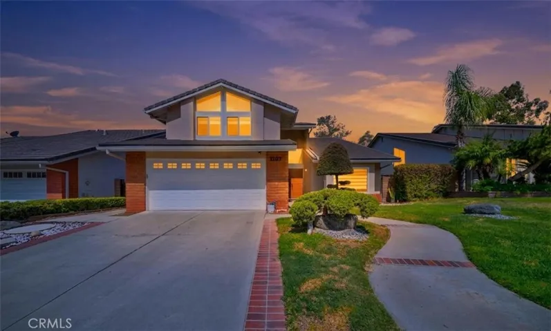 2207 Heritage, Fullerton, California 92833