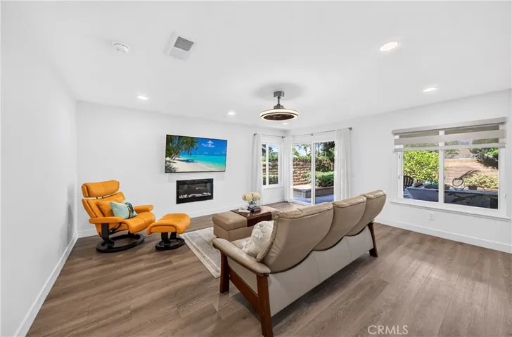 2207 Heritage, Fullerton, California 92833