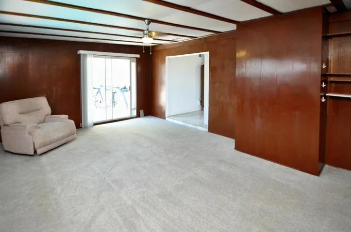 Den/Family/Great Room