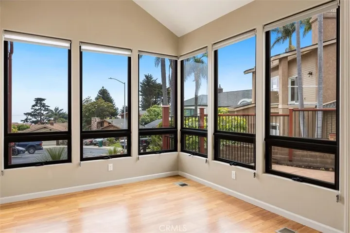 105 Park Pl, Pismo Beach, California 93449
