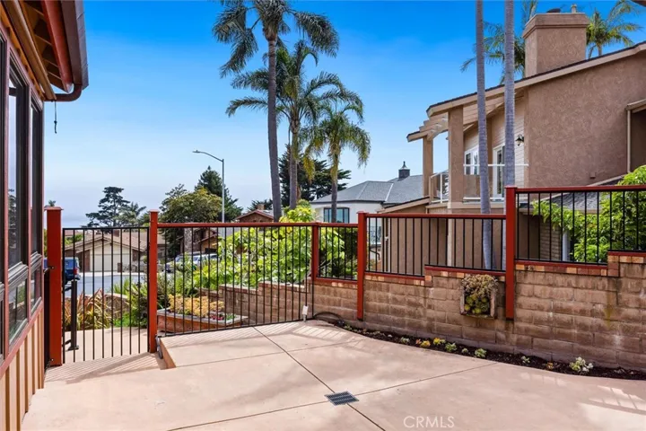 105 Park Pl, Pismo Beach, California 93449