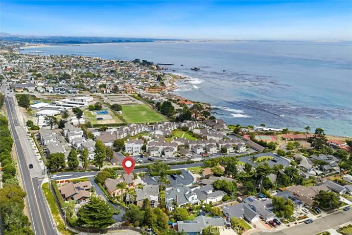 105 Park Pl, Pismo Beach, California 93449