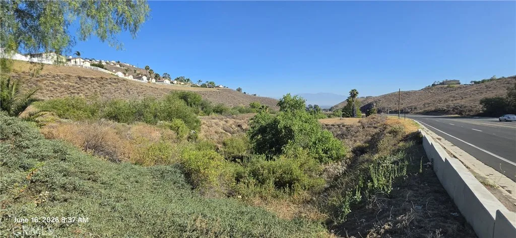 17401 La Sierra, Riverside, California 92503 — photo 5