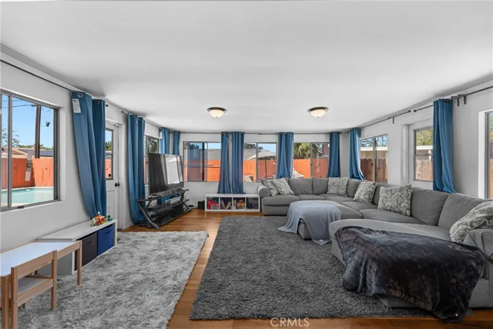 3257 Falcon Street, Pomona, California 91767
