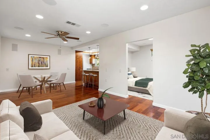 12535 Horado, San Diego, California 92128
