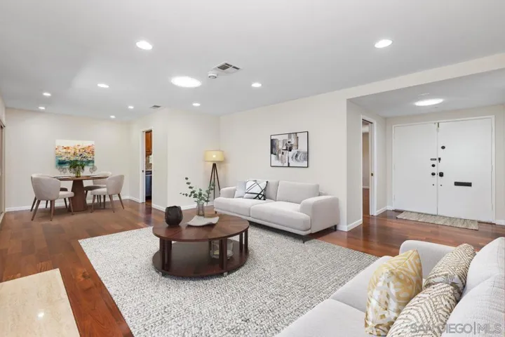 12535 Horado, San Diego, California 92128