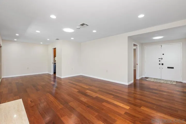 12535 Horado, San Diego, California 92128