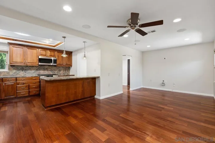 12535 Horado, San Diego, California 92128