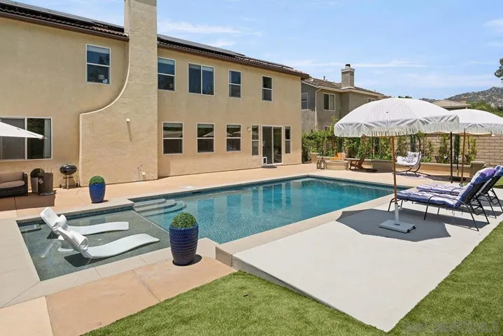 Swimming Pool/Hot Tub/Sauna