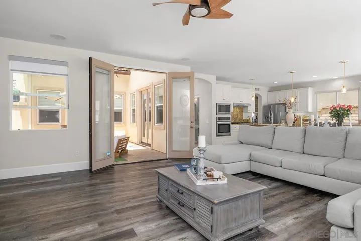 Den/Family/Great Room